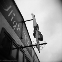 high dive bar (image courtesy Jeff Soderquist)